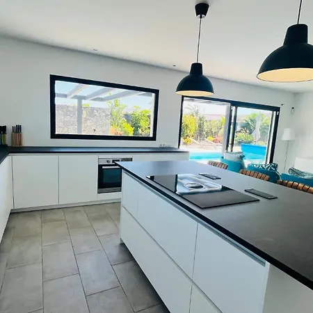 شقة Casa Carica With Heated Pool In