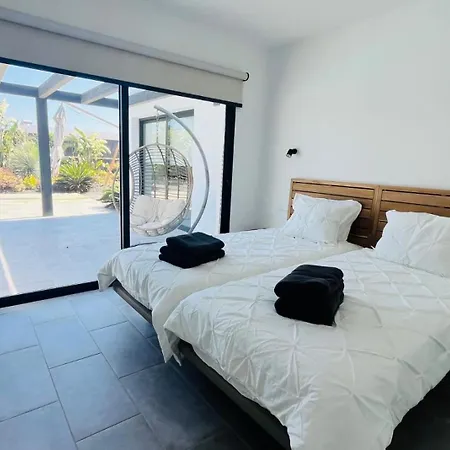 Apartment Casa Carica With Heated Pool In Lajares