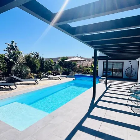 Appartement Casa Carica With Heated Pool In *