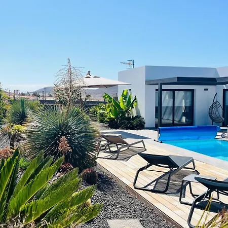 Casa Carica With Heated Pool In *