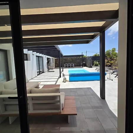 Διαμέρισμα Casa Carica With Heated Pool In Lajares