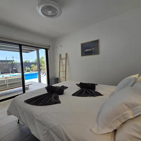 Διαμέρισμα Casa Carica With Heated Pool In