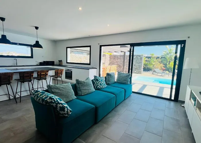 Casa Carica With Heated Pool In *